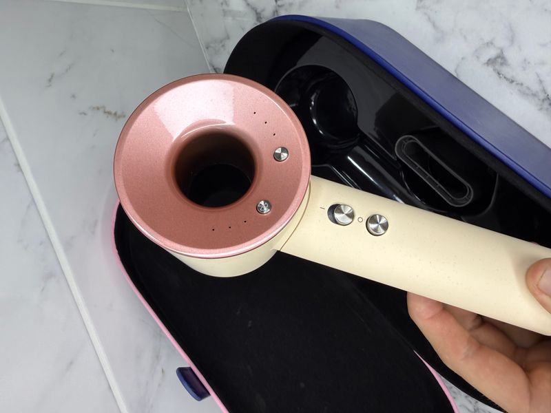 Фен з кейсом Leafless Hair Dryer для волосся Supersonic Premium Ceramic Pink Sakura Id_050 фото