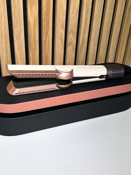 Выпрямитель для волос с кейсом HT01 Airstrait Ceramic Pink/Rose Gold Цвет: Нежно-розовый Id_083 фото