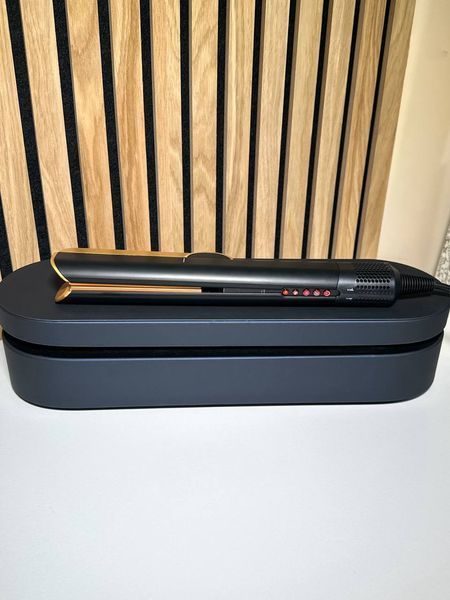 Випрямляч для волосся з кейсом HT01 Airstrait Strawberry Onyx Black/Gold Колір: Чорно-золотий Id_084 фото